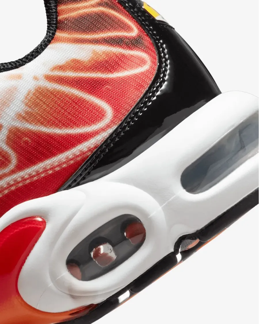 Кросівки Nike Air Max Plus DZ3531-600