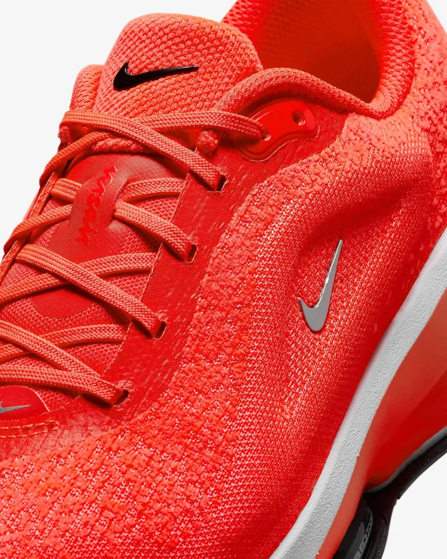 Кросівки Nike Versair DZ3547-600