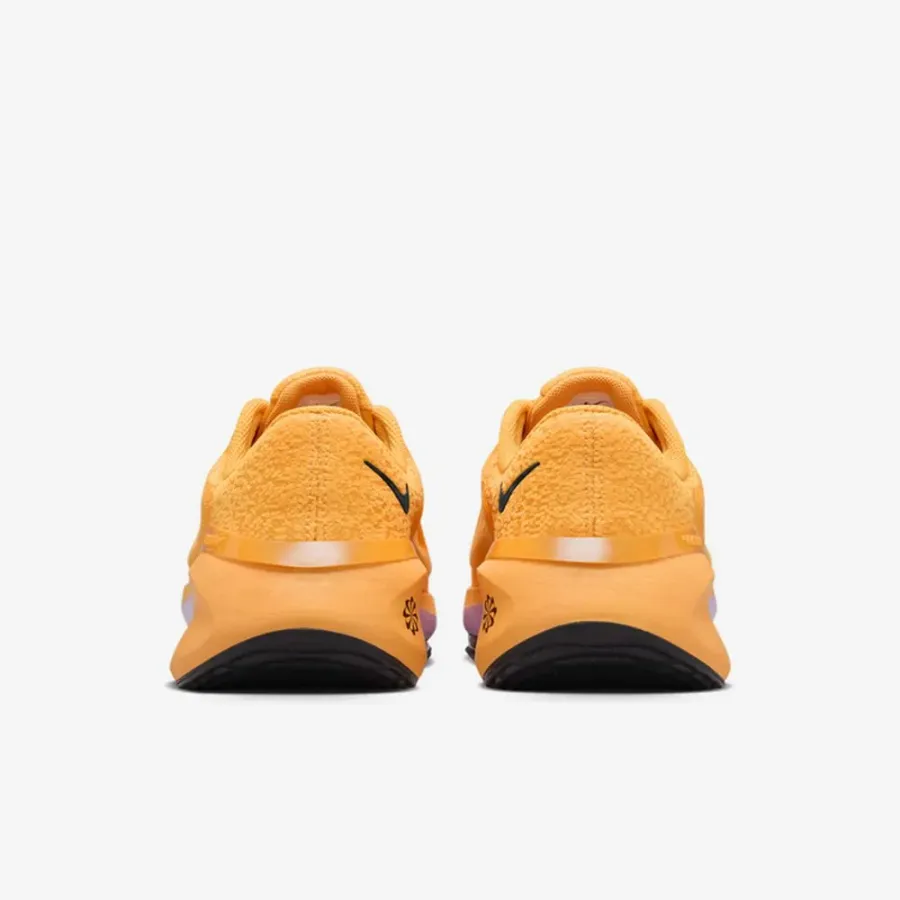 Кросівки Nike Versair DZ3547-705