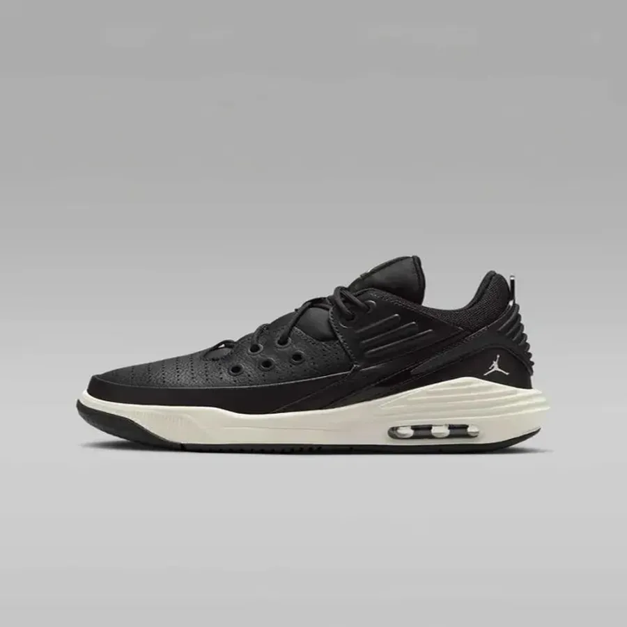 Кросівки Nike Air Jordan Max Aura 5 DZ4352-010
