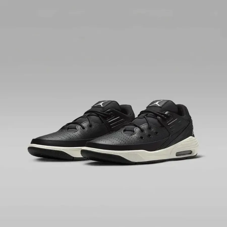 Кросівки Nike Air Jordan Max Aura 5 DZ4352-010
