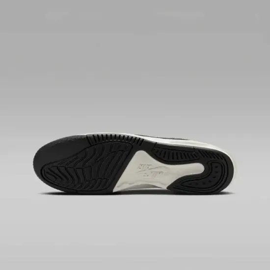 Кросівки Nike Air Jordan Max Aura 5 DZ4352-010