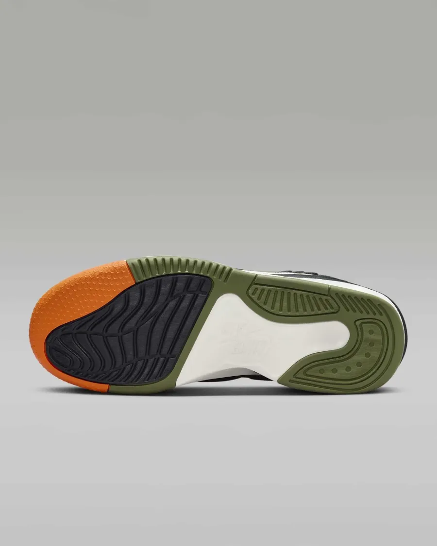Кросівки Nike Air Jordan Max Aura 5 DZ4353-003