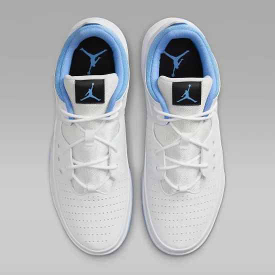 Кросівки Nike Air Jordan Max Aura 5 DZ4353-104