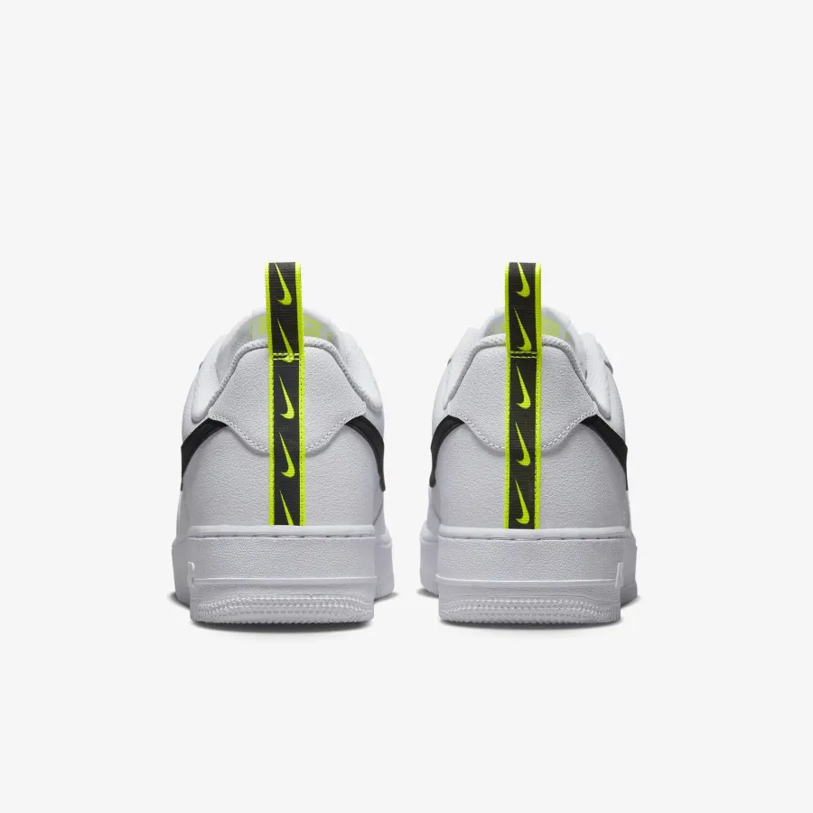 Кросівки Nike Air Force 1 '07 DZ4510-100