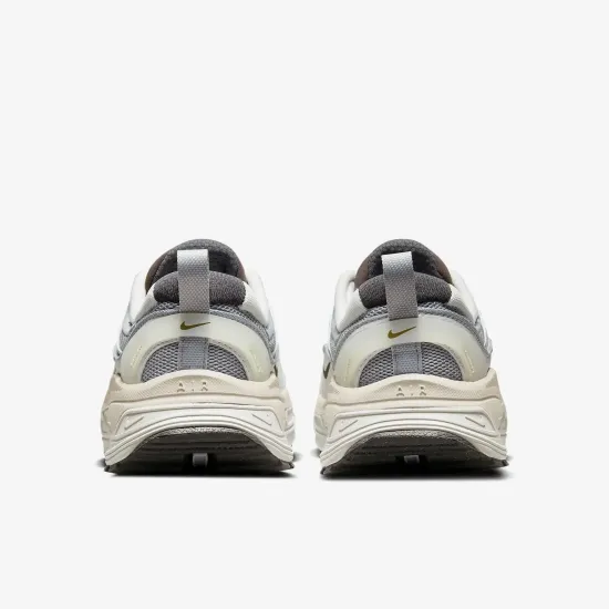 Кросівки Nike Air Max Bliss Next Nature DZ4707-001