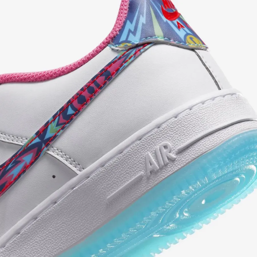 Кросівки Nike Air Force 1 DZ4883-100