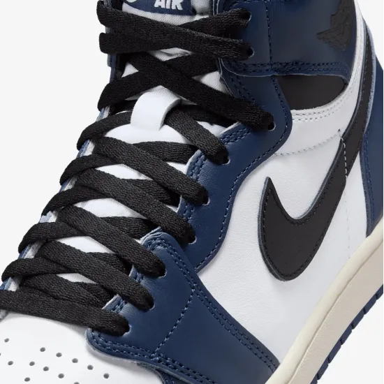 Кросівки Nike Air Jordan 1 Retro High OG DZ5485-401