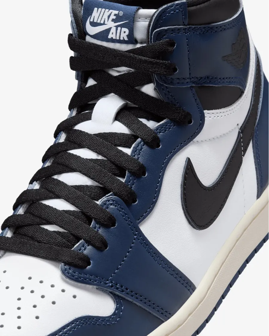 Кросівки Nike Air Jordan 1 Retro High OG DZ5485-401
