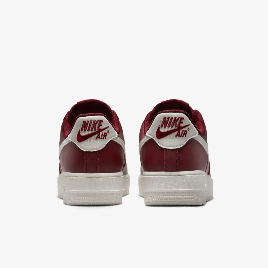 Кросівки Nike Air Force 1 07 Premium DZ5616-600
