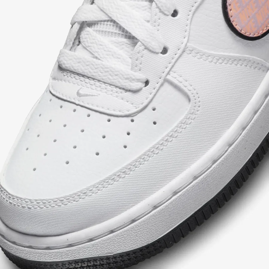 Кросівки Nike Air Force 1 DZ6307-100