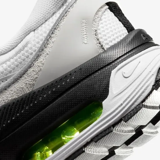 Кросівки Nike Air Max Bliss DZ6754-100