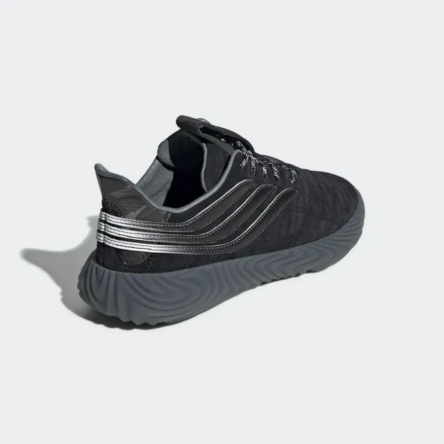 Кросівки Adidas Sobakov EE8784