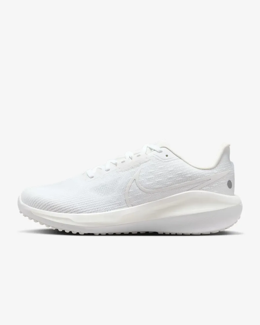 Кросівки Nike Vomero 17 Road Running FB1309-101