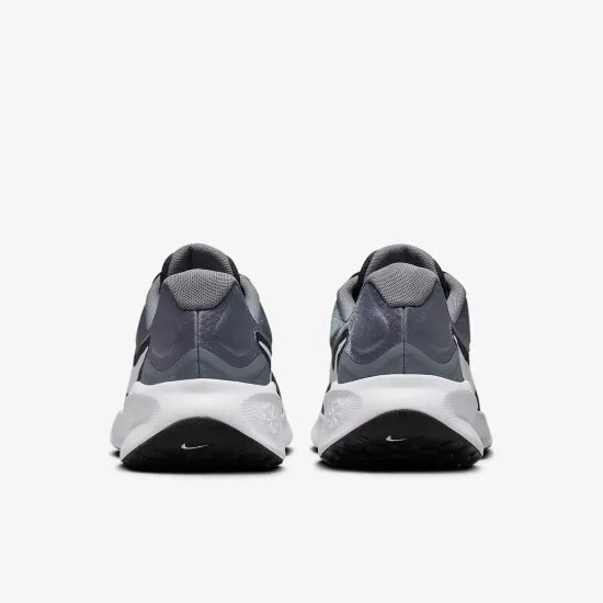 Кросівки Nike Revolution 7 FB2207-007
