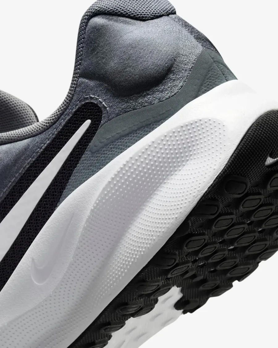 Кросівки Nike Revolution 7 FB2207-007