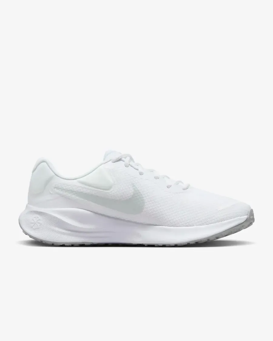 Кросівки Nike Revolution 7 FB2207-100