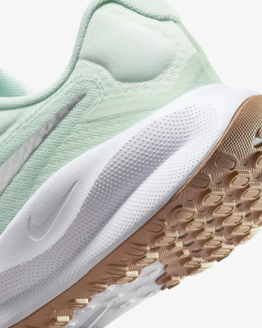 Кросівки Nike Revolution 7 FB2208-303