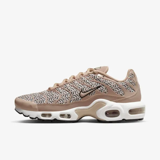 Кросівки Nike Air Max Plus FB2557-200
