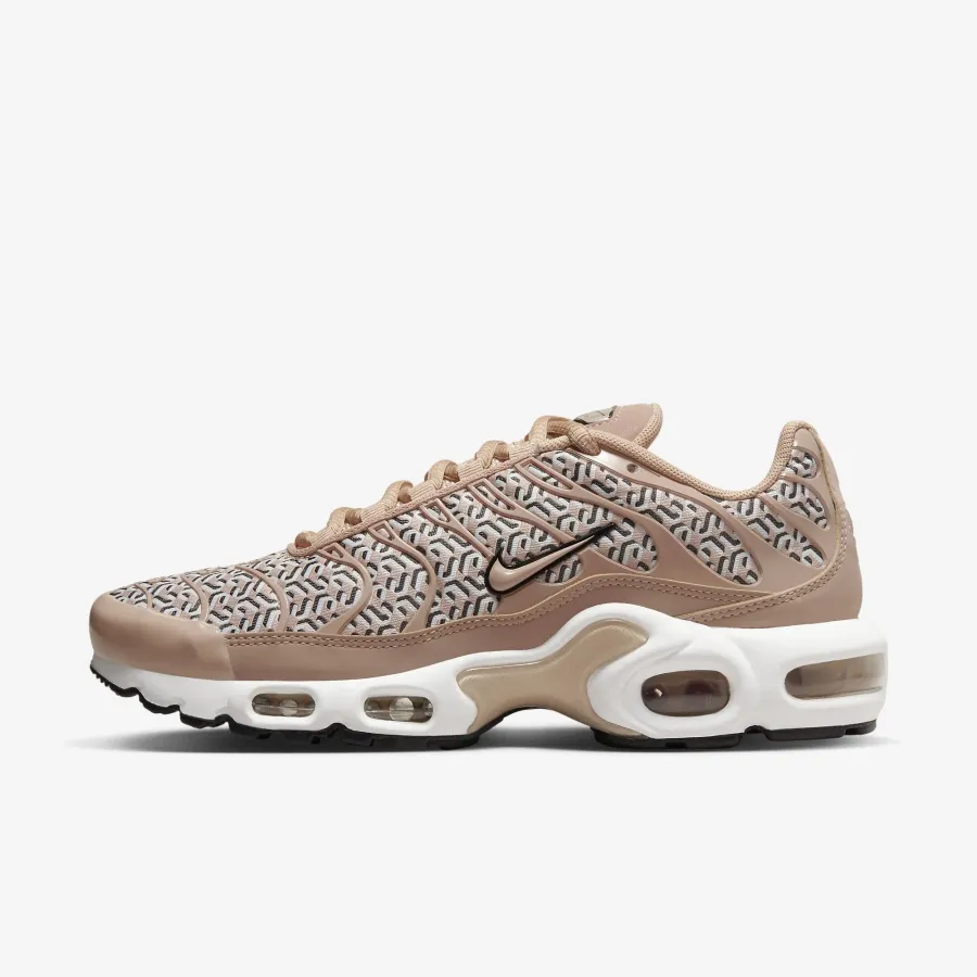 Кросівки Nike Air Max Plus FB2557-200