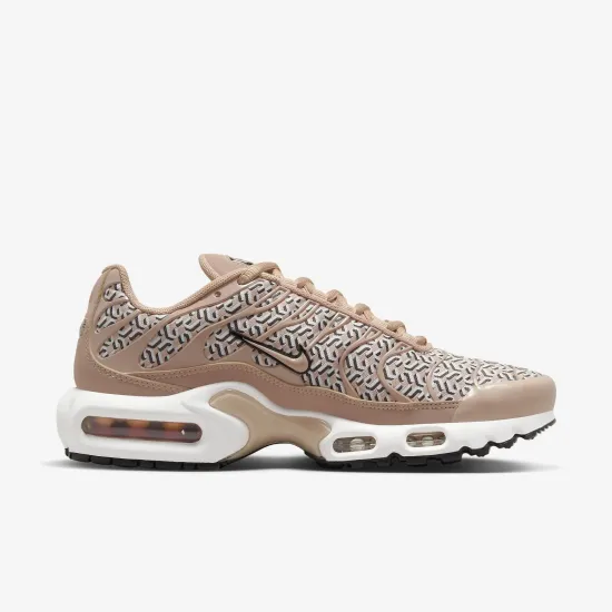Кросівки Nike Air Max Plus FB2557-200