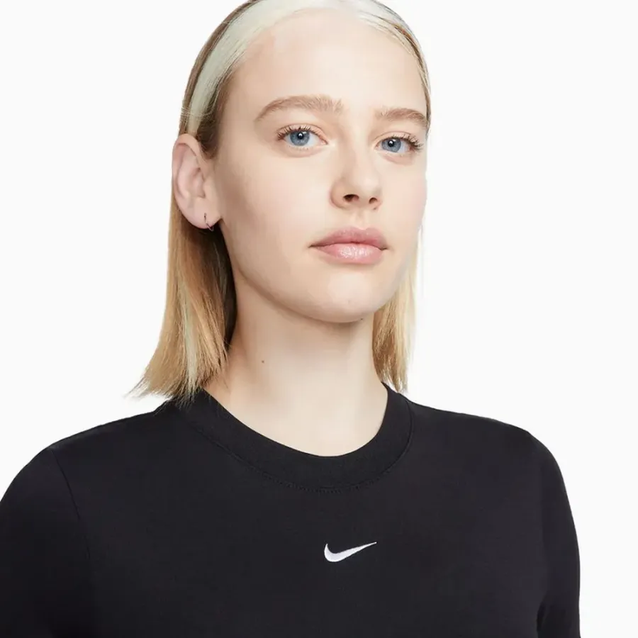 Топ Nike Sportswear Essential Slim Cropped FB2873-010