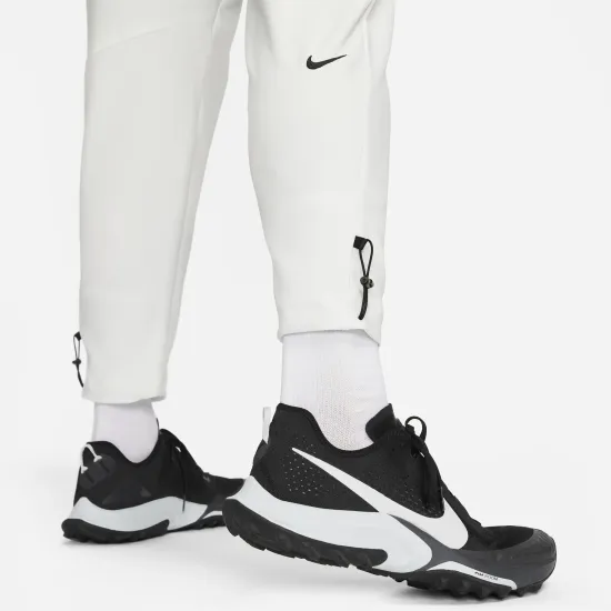 Спортивні штани Nike Challenger Track Club FB5503-121