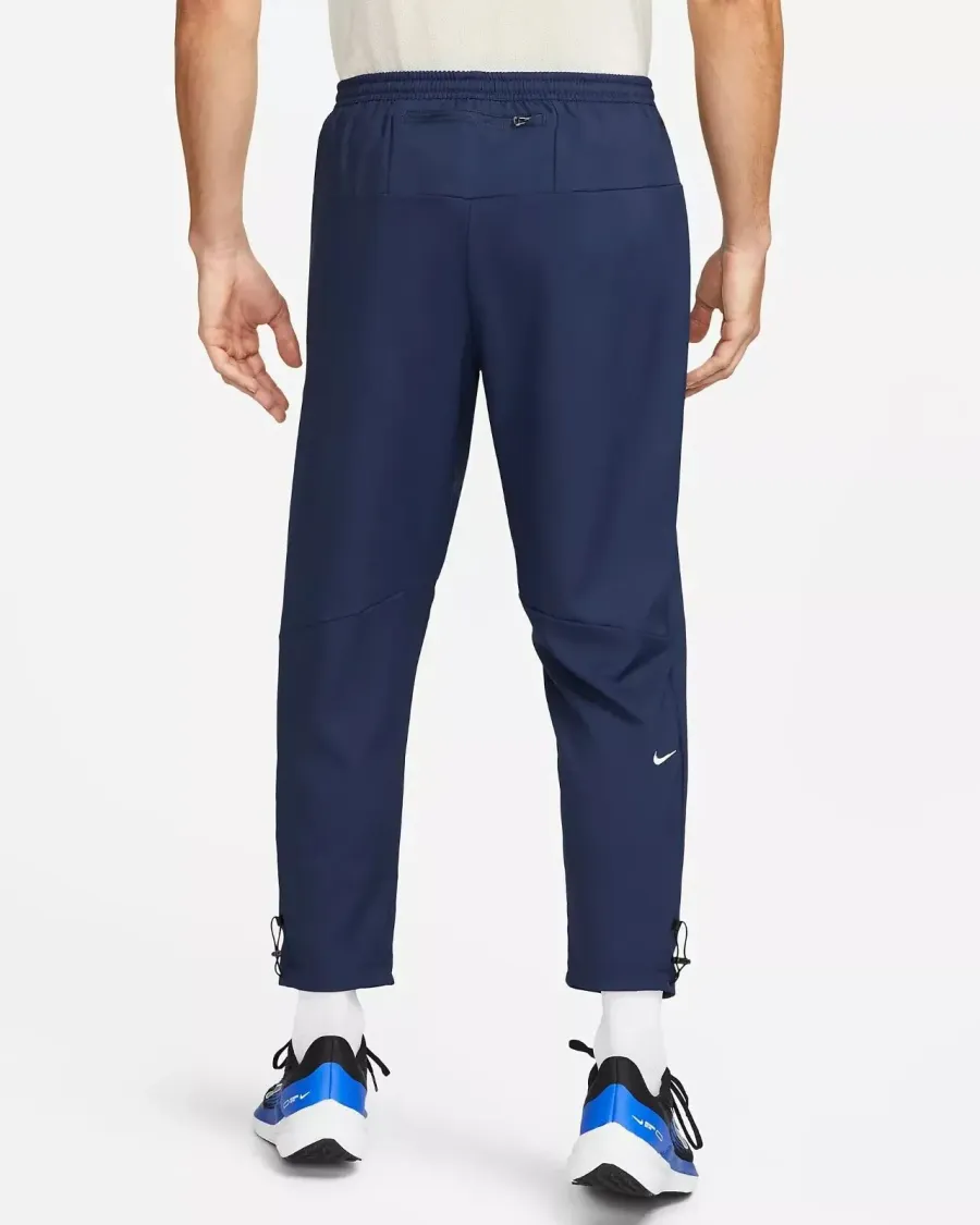 Спортивні штани Nike Challenger Track Club FB5503-410