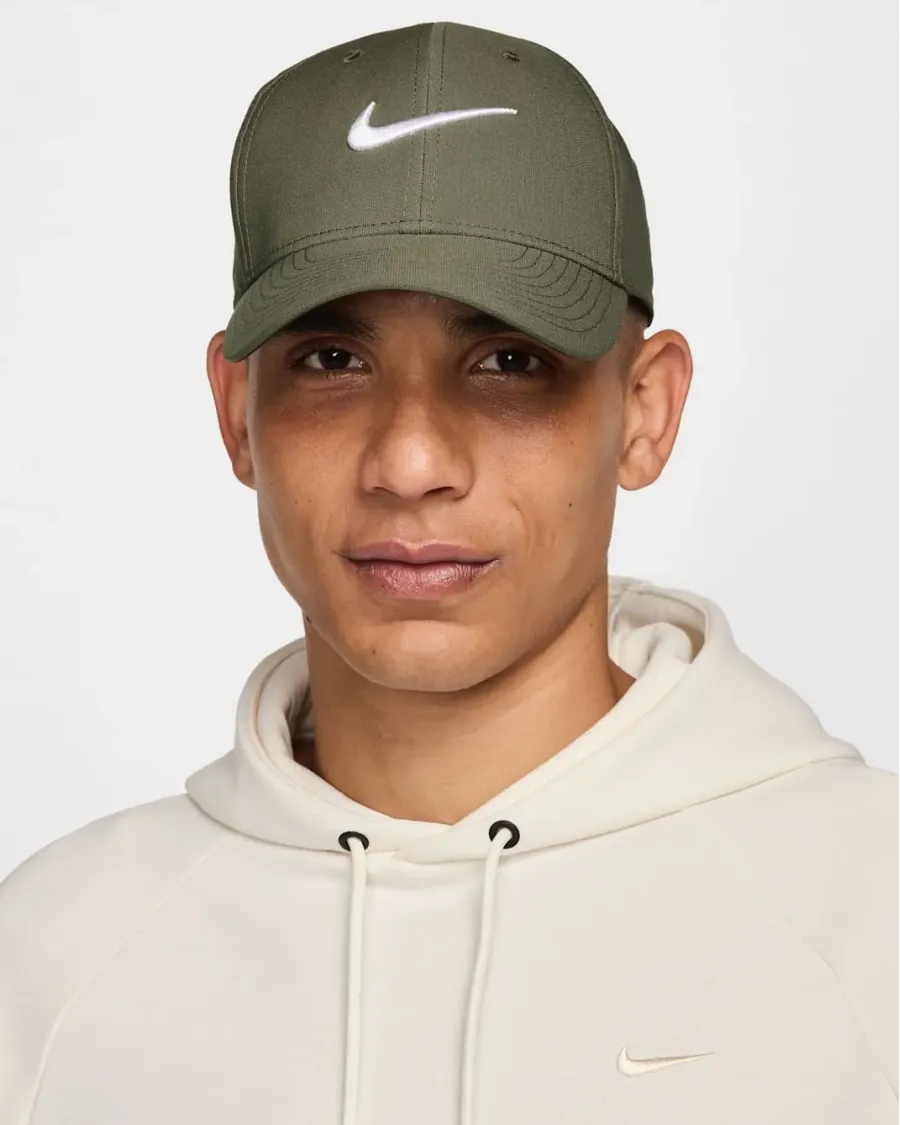 Кепка Nike Dri-FIT Club Structured Swoosh FB5625-222