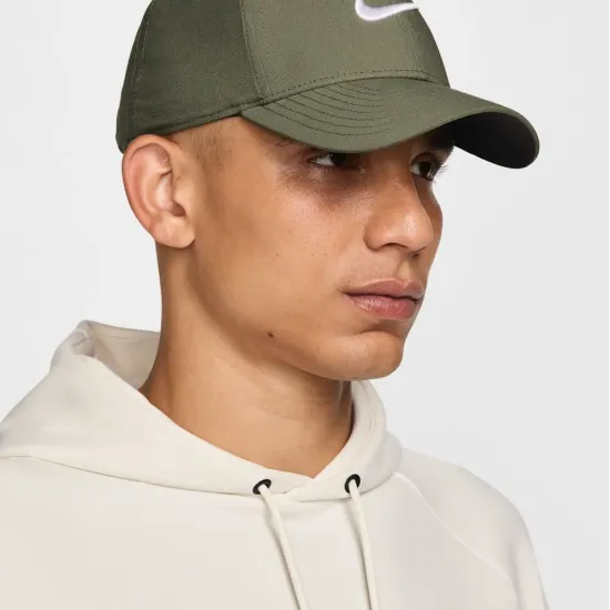 Кепка Nike Dri-FIT Club Structured Swoosh FB5625-222