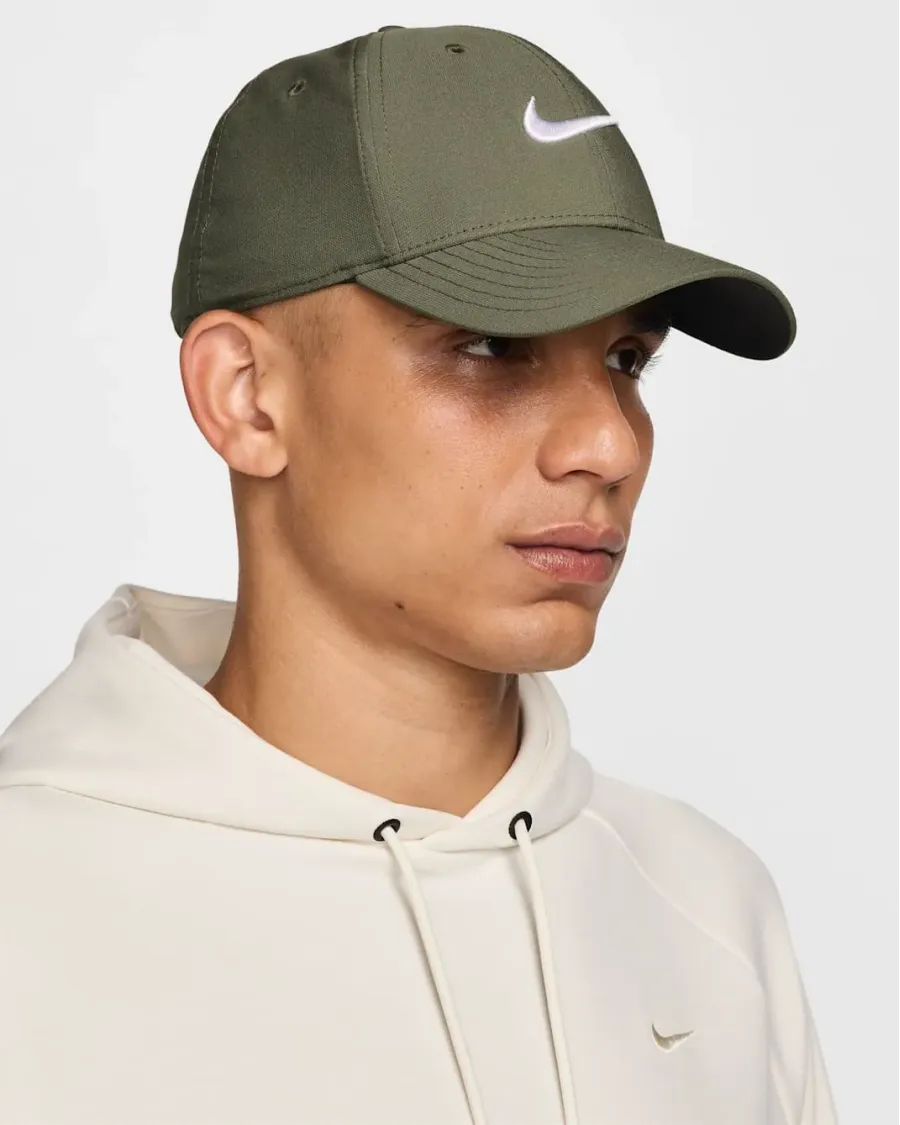 Кепка Nike Dri-FIT Club Structured Swoosh FB5625-222