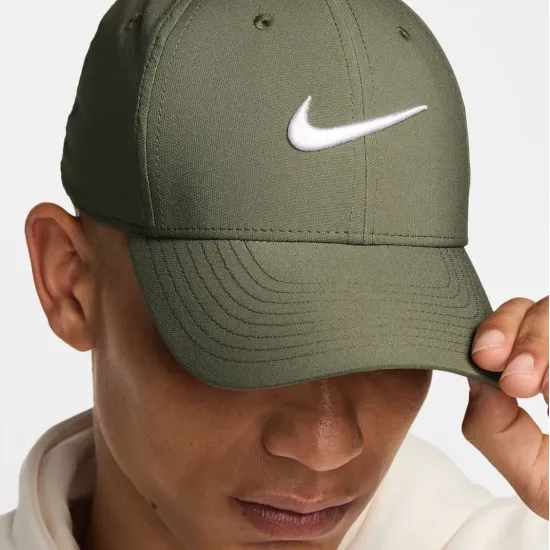 Кепка Nike Dri-FIT Club Structured Swoosh FB5625-222