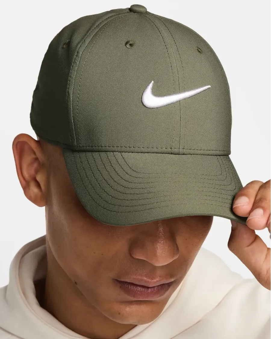Кепка Nike Dri-FIT Club Structured Swoosh FB5625-222