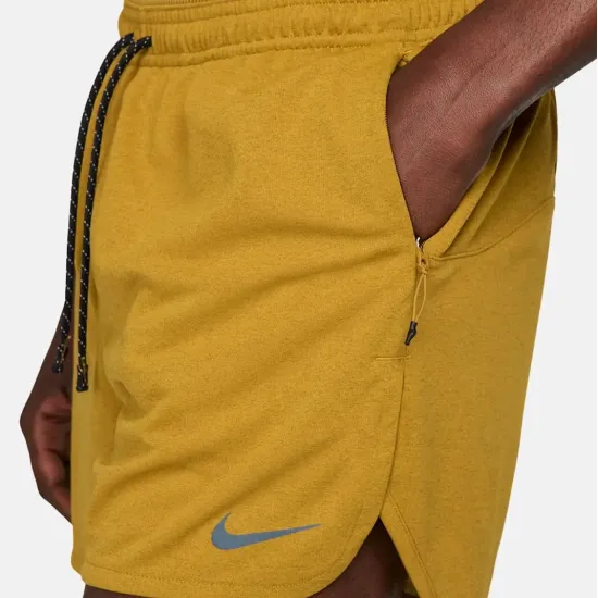 Шорти Nike Dri-FIT Stride Running Division 4