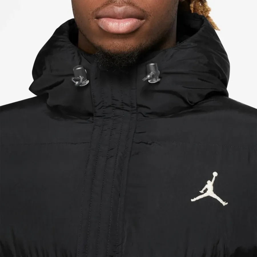 Куртка Nike Air Jordan Essentials FB7311-010