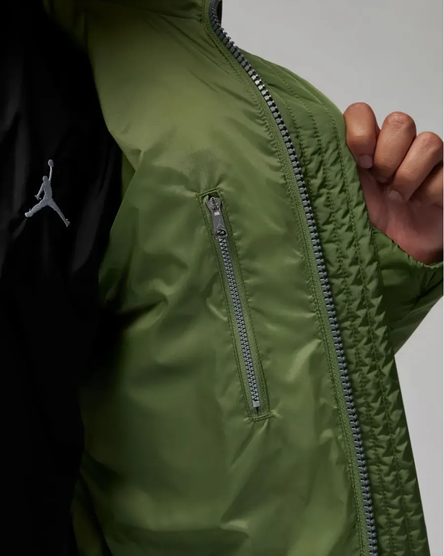 Куртка Nike Air Jordan Essentials FB7311-340