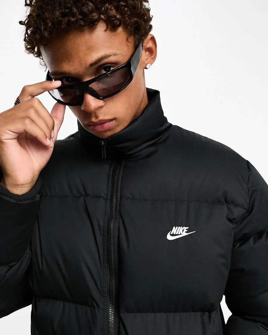Куртка Nike Club Puffer FB7368-010