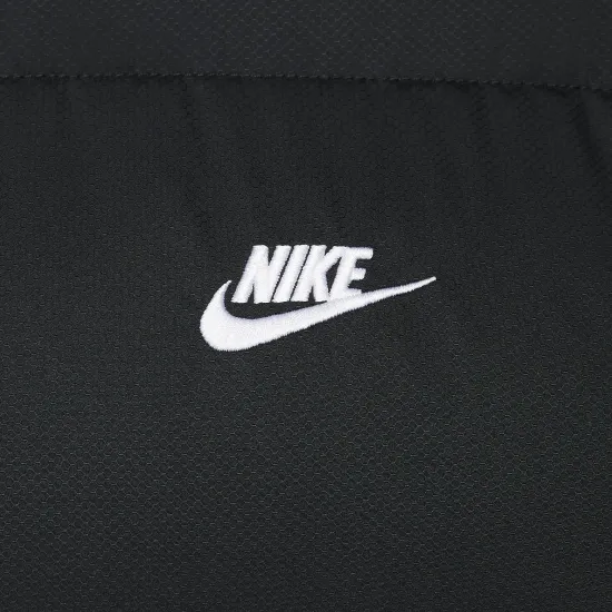 Жилетка Nike Sportswear Club PrimaLoft FB7373-010