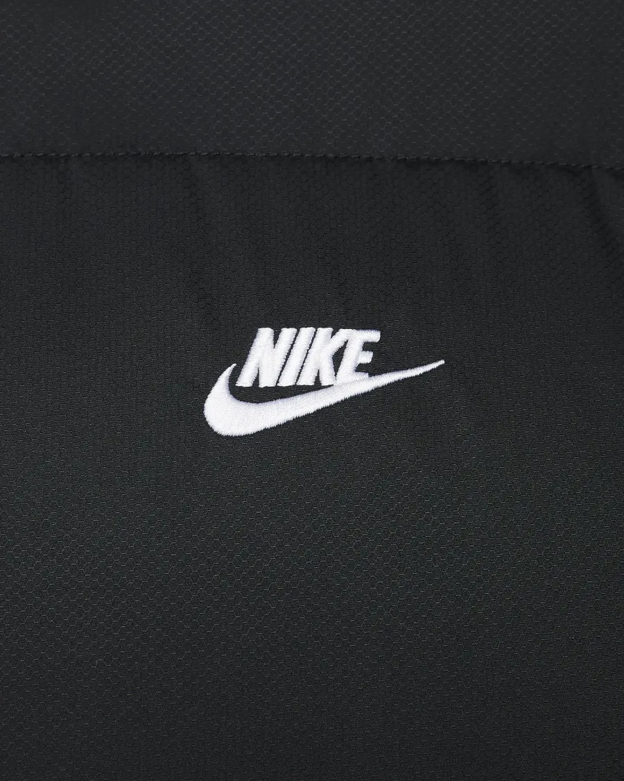 Жилетка Nike Sportswear Club PrimaLoft FB7373-010