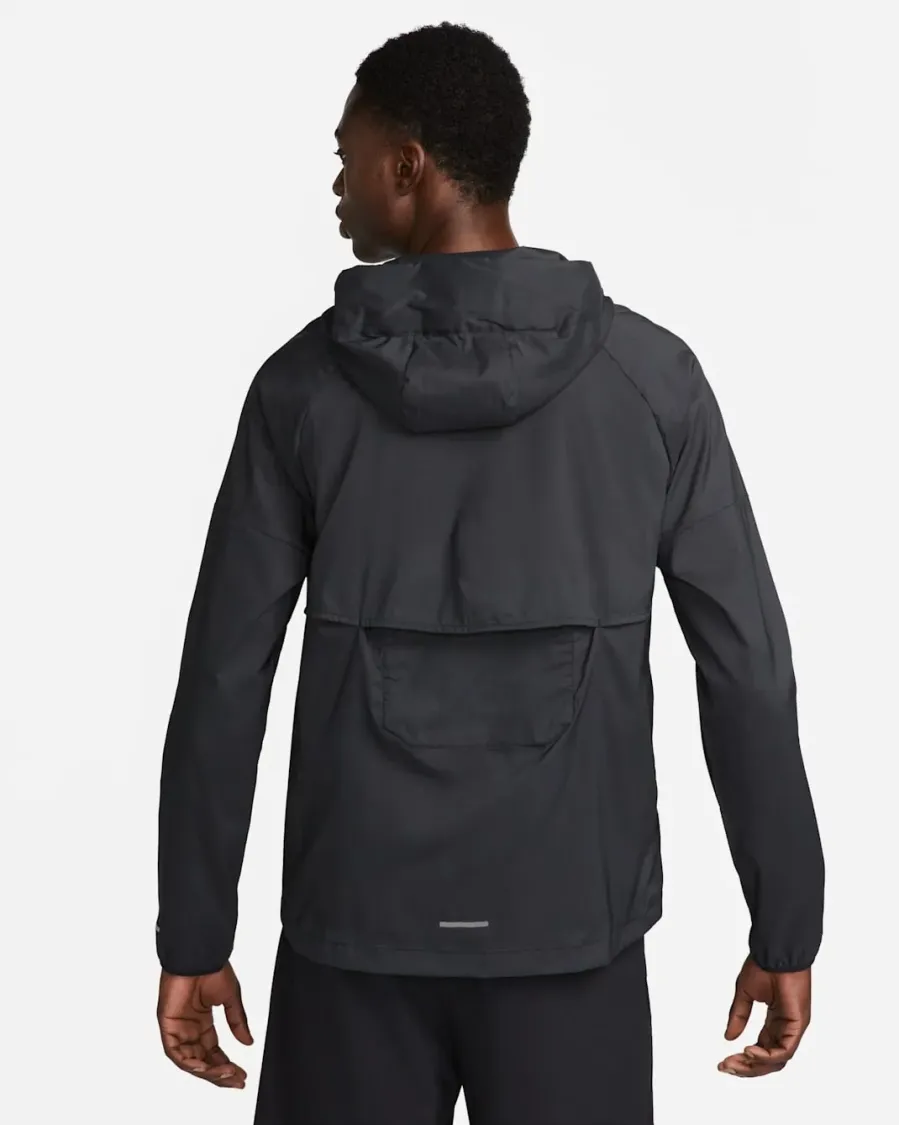 Куртка Nike Windrunner FB7540-010