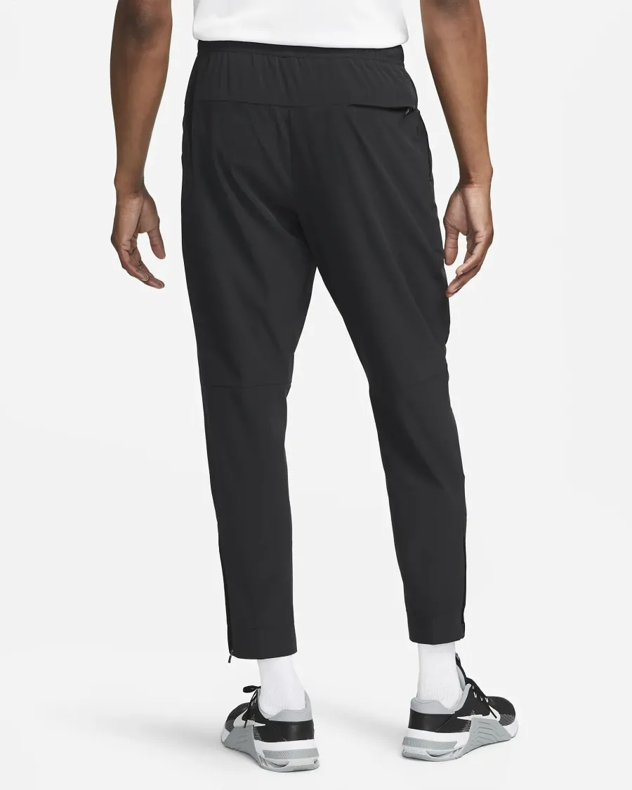 Спортивні штани Nike Dri-Fit Unlimited Tapered Leg FB7548-010