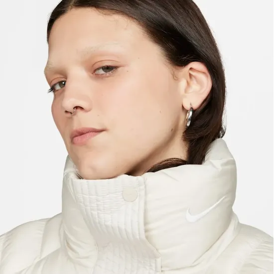 Куртка Nike Essential Prima FB7670-104