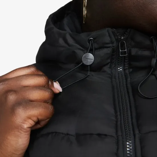 Куртка Nike Sportswear Classic Puffer Therma-FIT FB7677-010