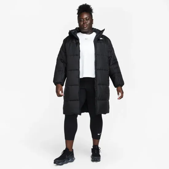 Куртка Nike Sportswear Classic Puffer Therma-FIT FB7677-010
