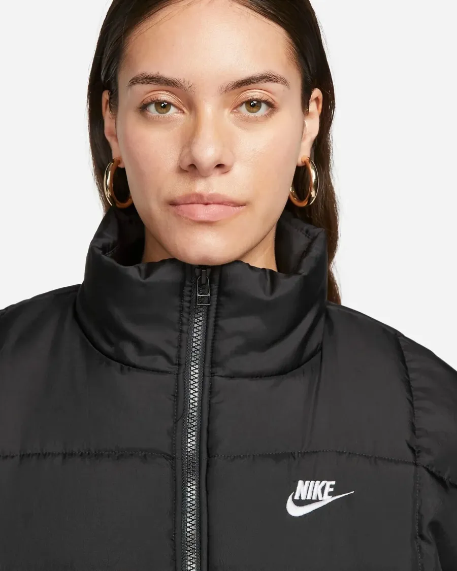 Жилетка Nike Sportswear Classic Therma-FIT FB7679-010