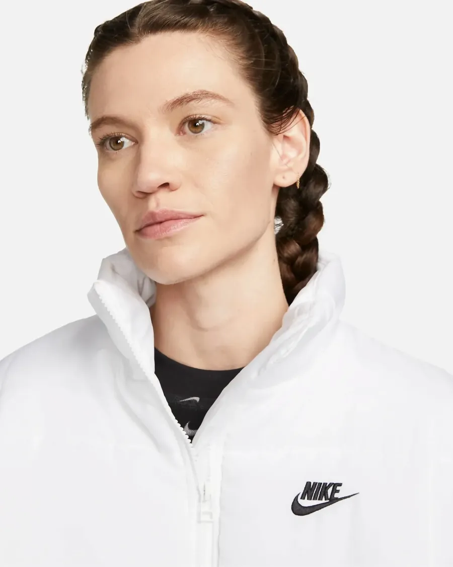 Жилетка Nike Sportswear Classic Therma-FIT FB7679-100