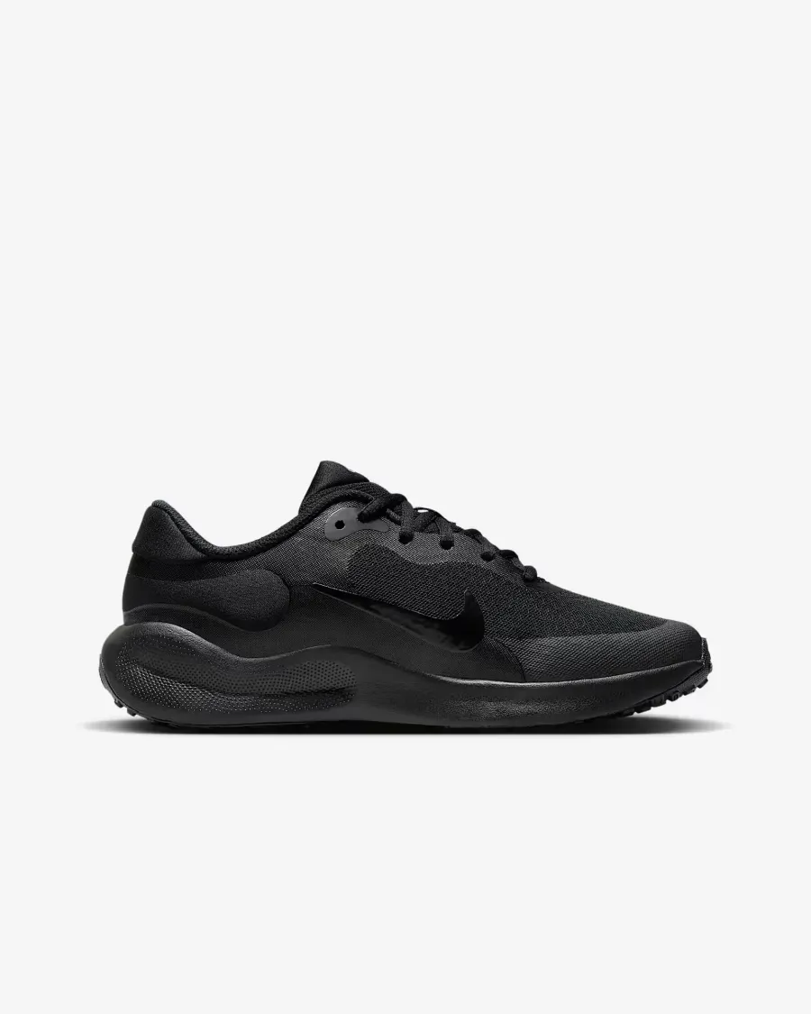 Кросівки Nike Revolution 7 FB7689-001