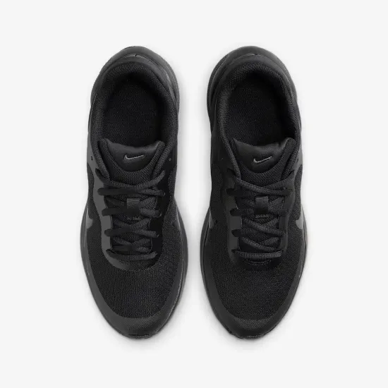 Кросівки Nike Revolution 7 FB7689-001