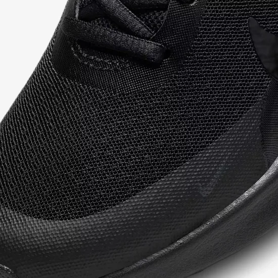 Кросівки Nike Revolution 7 FB7689-001