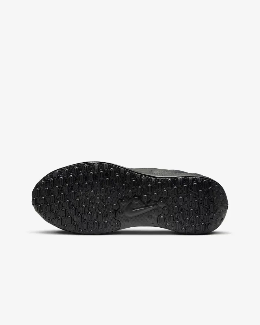 Кросівки Nike Revolution 7 FB7689-001